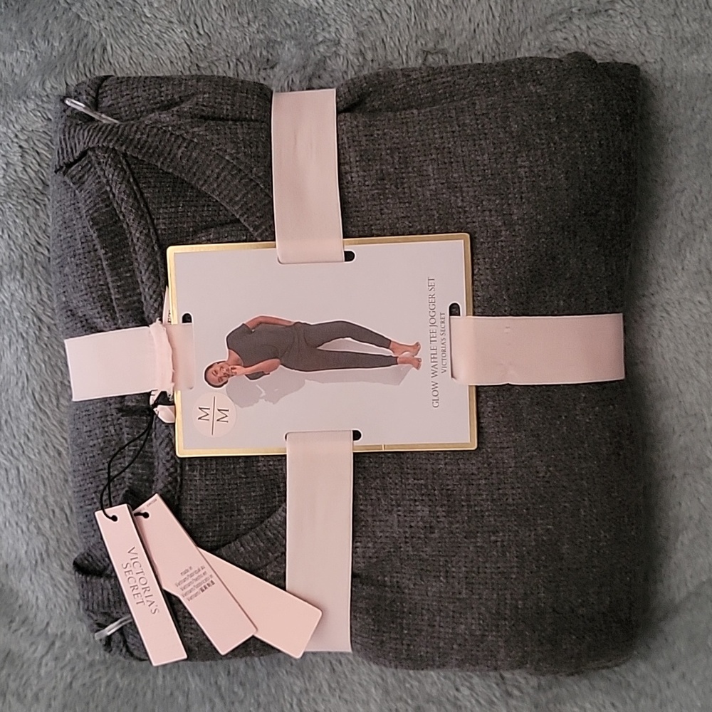 VS Jogger Set Medium